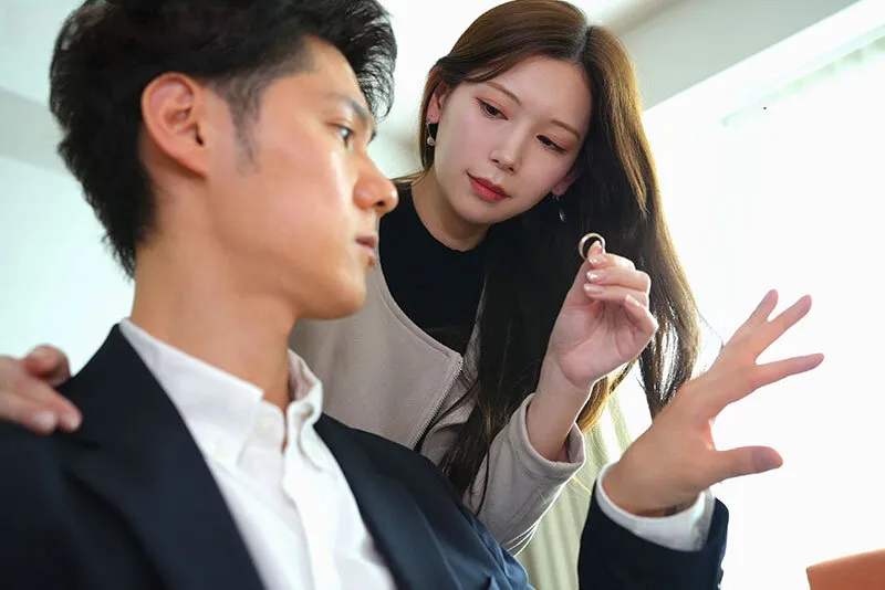 Vợ yêu đi đi chơi, ông xã ở nhà bị nhỏ em người vợ gạ xoạc không trượt phát nào